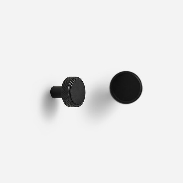 Lija - Knurled Brass Matte Black Knob - Matte Black Brass