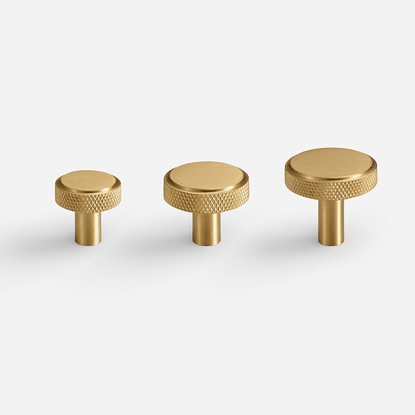 Lija - Knurled Brushed Brass Knob - Knurled Brushed Brass Knob