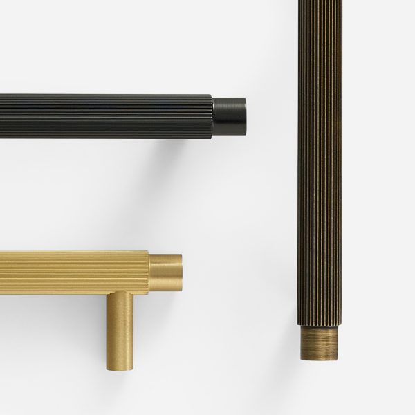 Orapa - Knurled Matte Brass Linear Handle - Knurled Matte Brass